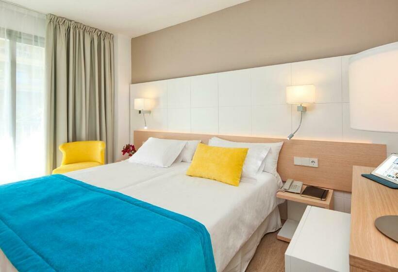 バルコニー付きスタンダードトリプルルーム, Js Palma Stay Adults Only