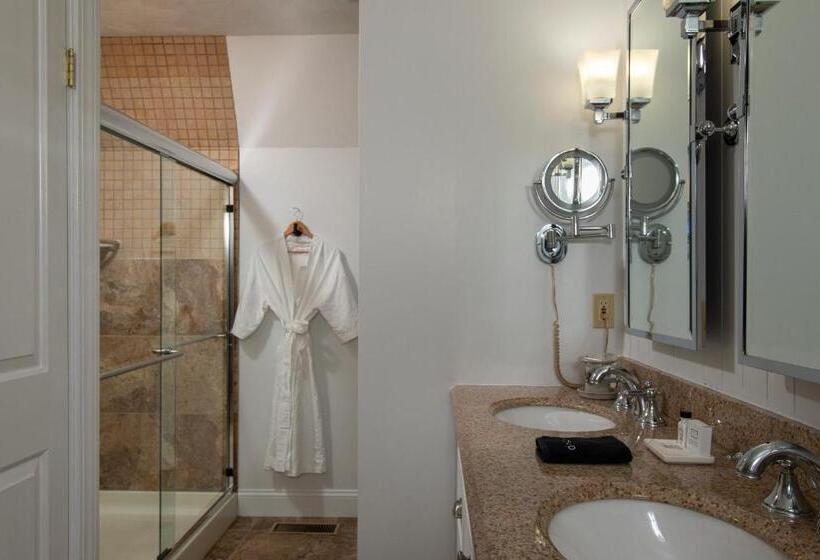 침실 2개 스위트, The Lodge At Moosehead Lake