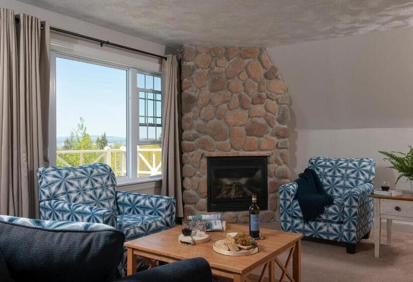 침실 2개 스위트, The Lodge At Moosehead Lake