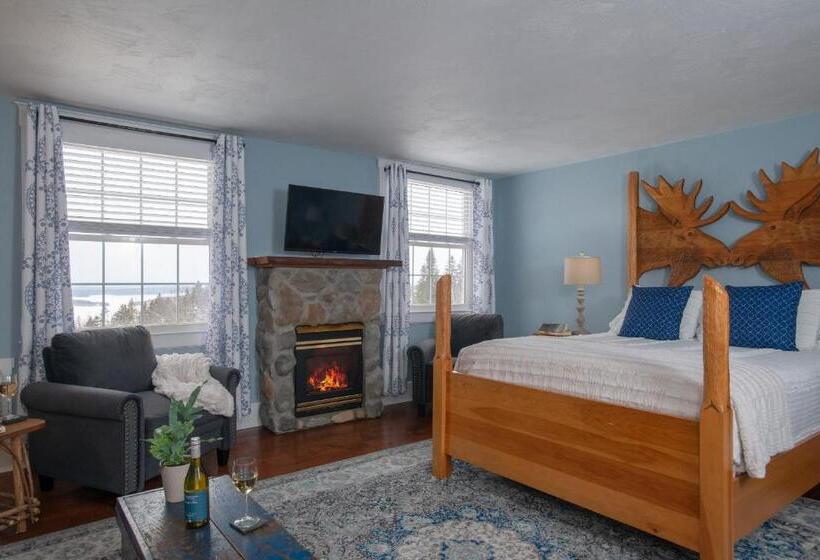 스탠다드 룸 호수 전망, The Lodge At Moosehead Lake