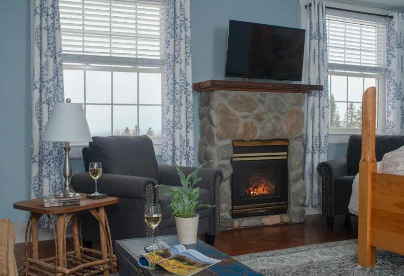 스탠다드 룸 호수 전망, The Lodge At Moosehead Lake