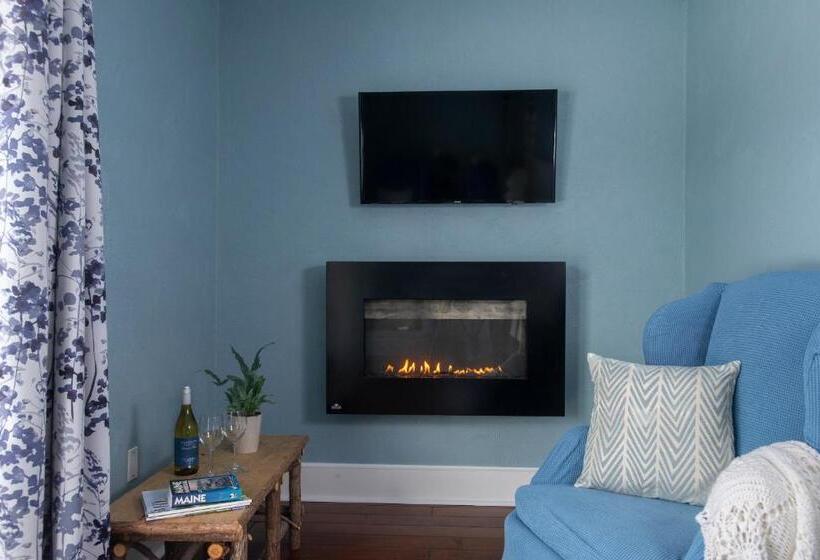 스탠다드 룸 킹사이즈 침대, The Lodge At Moosehead Lake