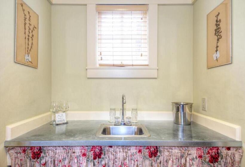 חדר סטודיו סטנדרד, Tallman