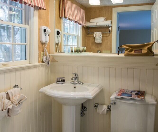 스탠다드 룸 더블 침대 2개, Meadowmere Resort