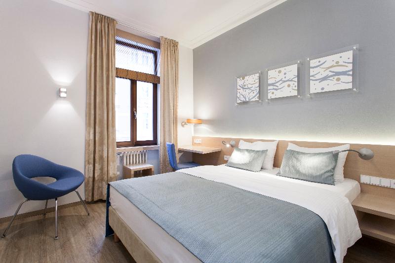 스탠다드 룸 킹사이즈 침대, Meadowmere Resort