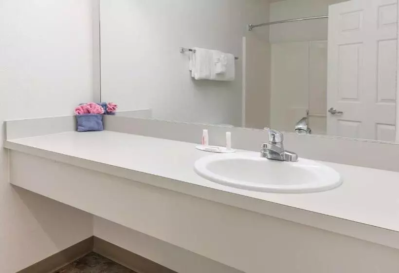 デラックスルーム, Travelodge By Wyndham Depoe Bay