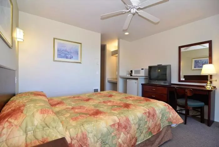 オーシャンビュースタンダードルーム, Travelodge By Wyndham Depoe Bay