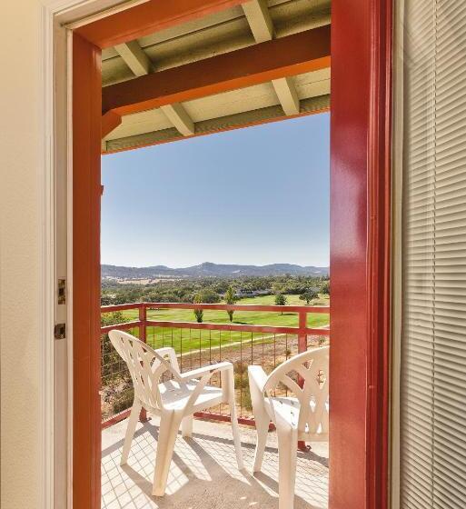 شقة غرفة واحدة, Worldmark Angels Camp