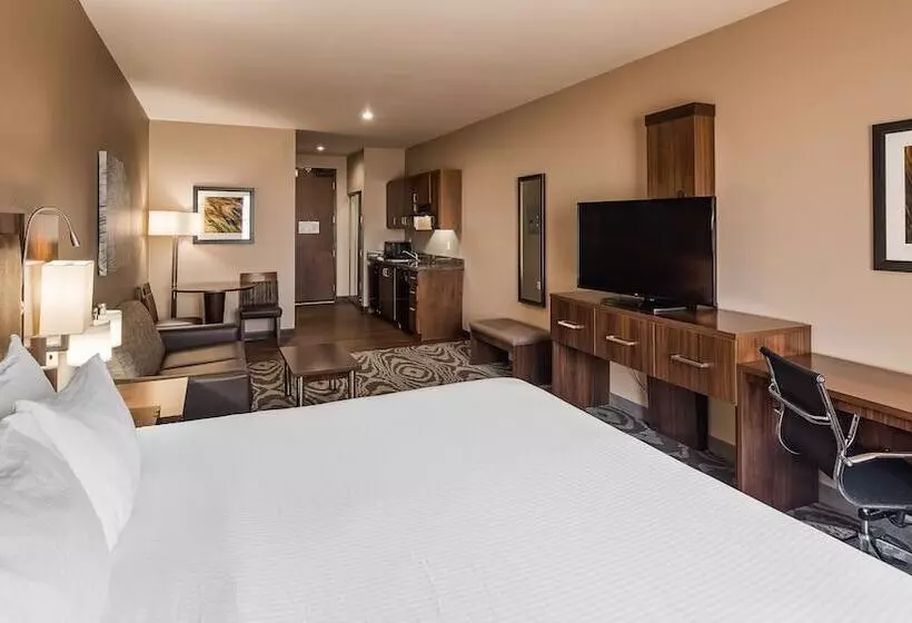 سوئیت برای معلولان, Best Western Plus Williston Hotel & Suites