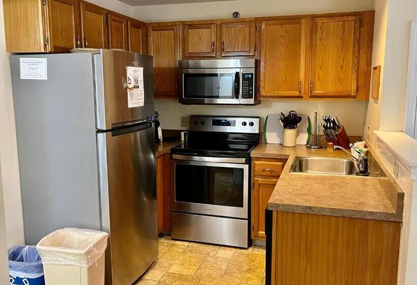 ２ベッドスイートルーム, Elmwood Resort