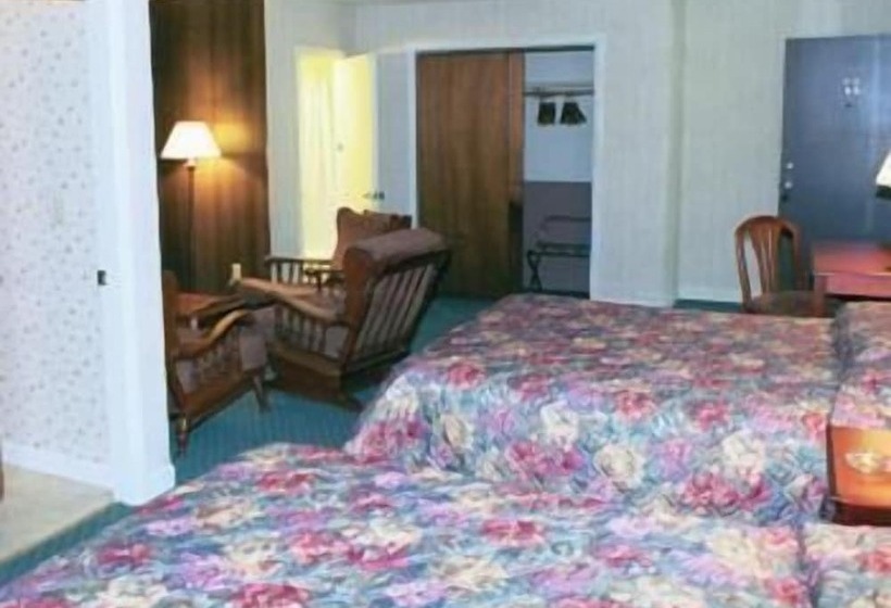 جناح, Hill Brook Motel