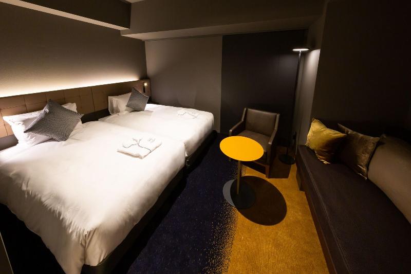 اتاق لوکس, Americas Granada