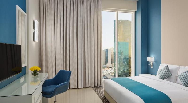 اتاق استاندارد سه نفره, Americas Granada