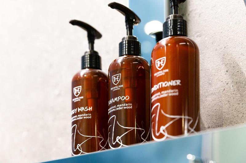 اتاق لوکس, Americas Granada