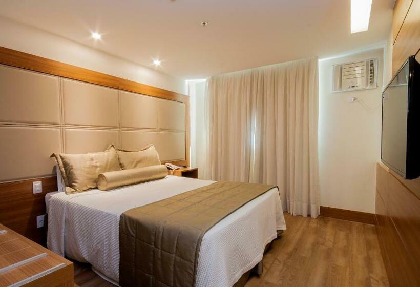 اتاق لوکس, Americas Granada