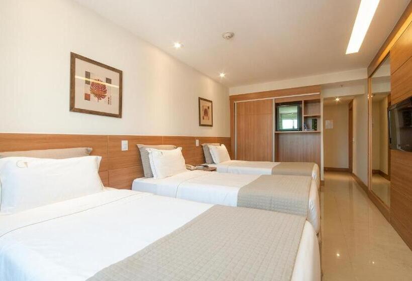 اتاق استاندارد سه نفره, Americas Granada