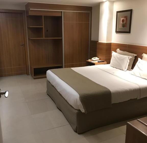 اتاق استاندارد با تخت بزرگ برای معلولان, Americas Granada