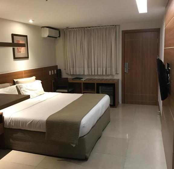 اتاق استاندارد با تخت بزرگ برای معلولان, Americas Granada