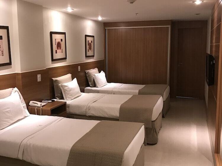 اتاق استاندارد سه نفره, Americas Granada