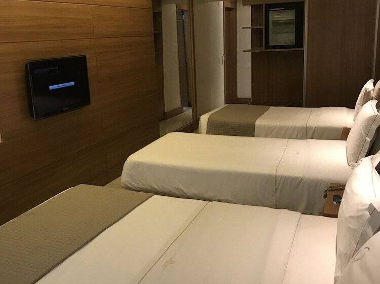 اتاق خانوادگی, Americas Granada