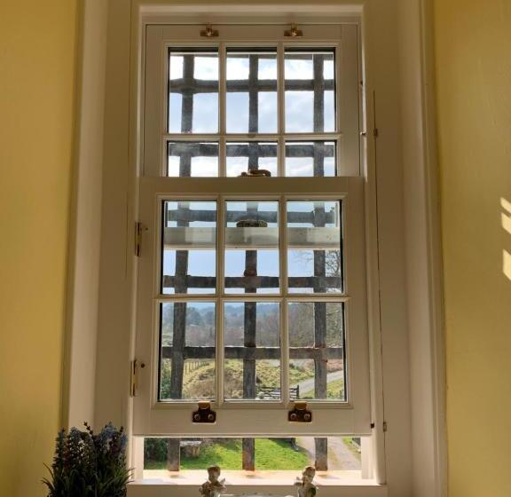 Büyük Çift Kişilik Yataklı Delüks Oda, Barcaldine Castle