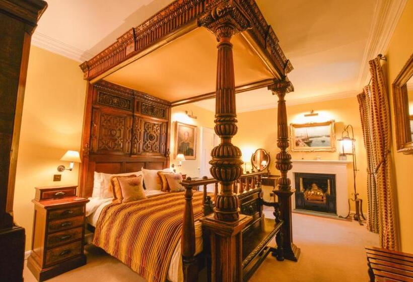 Büyük Çift Kişilik Yataklı Delüks Oda, Barcaldine Castle