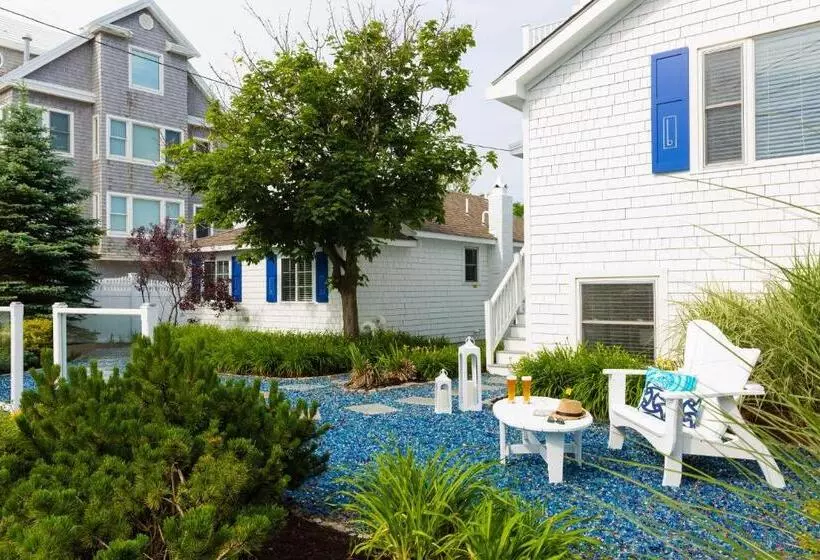 ２ベッドルームハウス, Blue   Inn On The Beach
