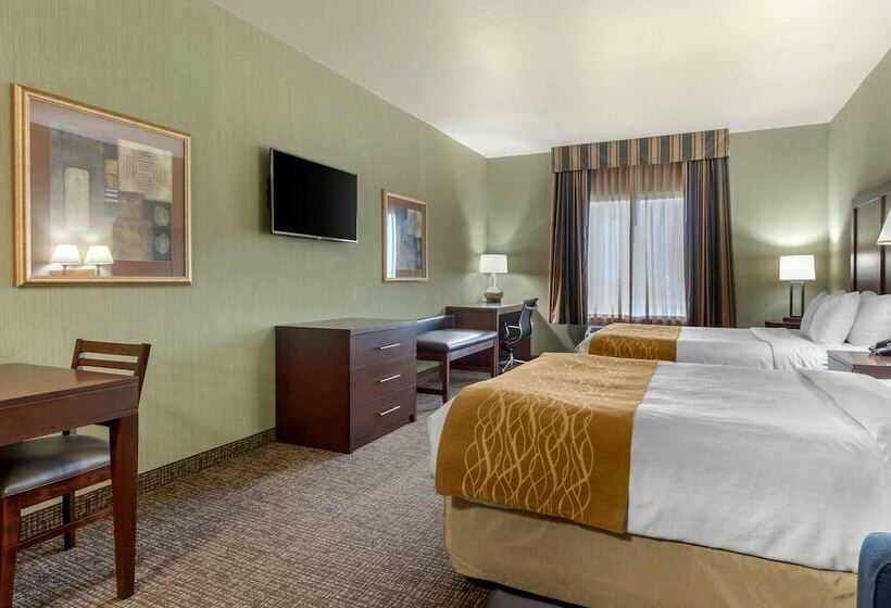 Люкс, Comfort Inn & Suites Mitchell I 90