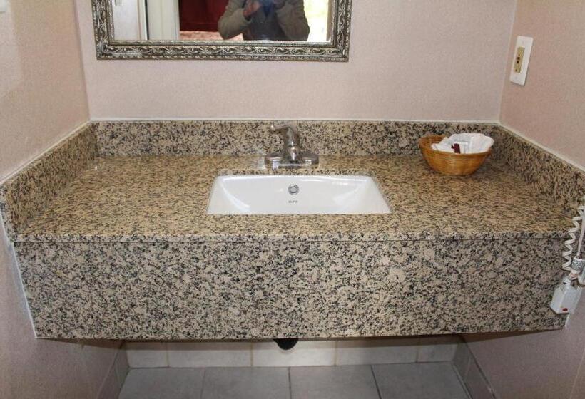 Стандартный Номер Кровать Кинг, Highlander Motor Inn Atlantic City