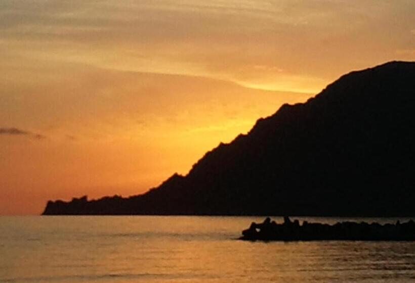 스탠다드 룸 바다 전망, Lofos