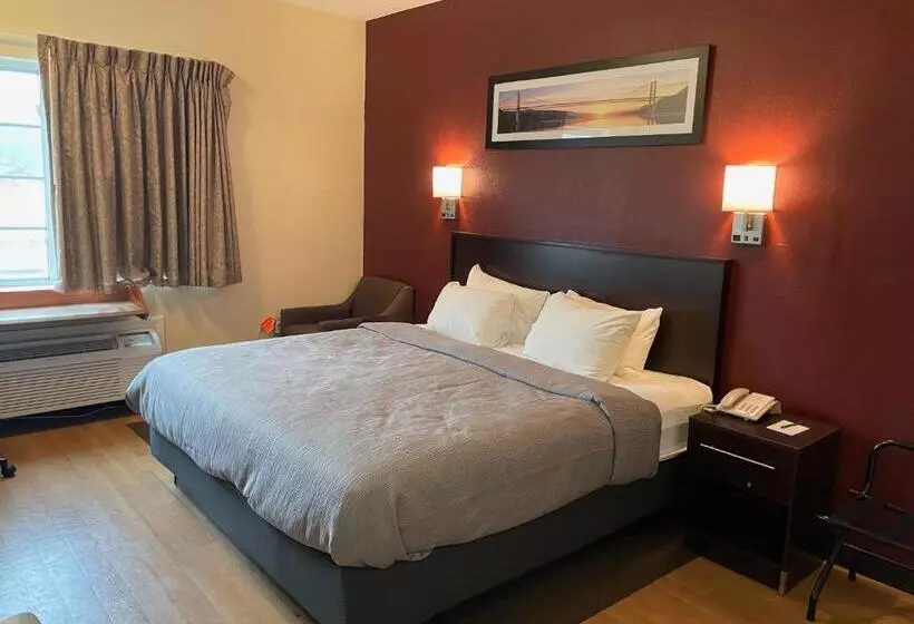 キングサイズベッドのスタンダードルーム, Quality Inn
