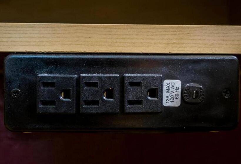 غرفه قياسيه سريرين مزدوجين, Red Roof Inn & Suites Wytheville