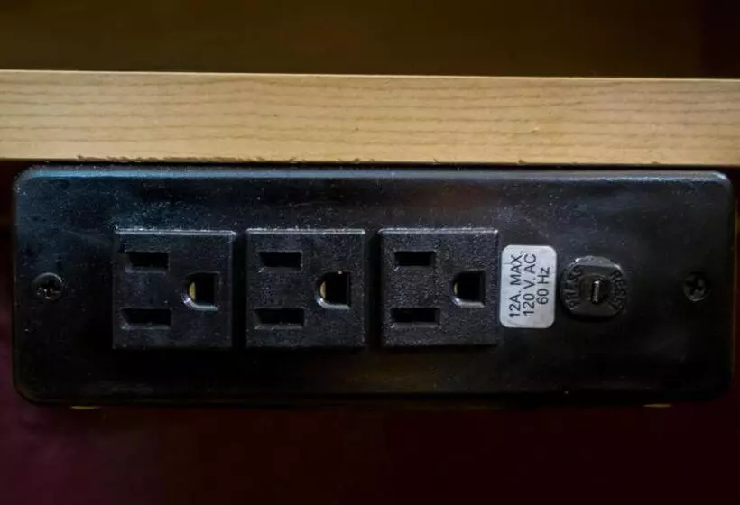 ２ダブルベッドのスタンダードルーム, Red Roof Inn & Suites Wytheville