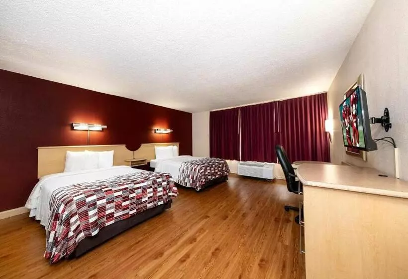 ２ダブルベッドのスタンダードルーム, Red Roof Inn & Suites Wytheville