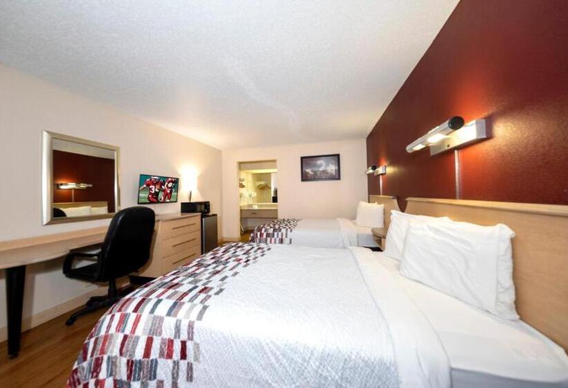 Номер Стандарт 2 Двуспальные Кровати, Red Roof Inn & Suites Wytheville