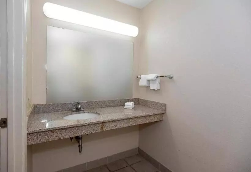 スタンダードルーム, Red Roof Inn & Suites Wytheville