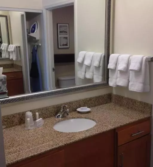 キングサイドベッドのスタンダードワンルーム, Residence Inn Paducah