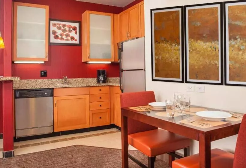 キングサイドベッドのスタンダードワンルーム, Residence Inn Prescott