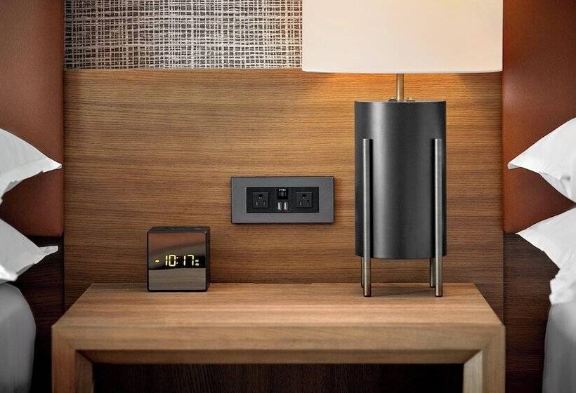 Premium room with view, Sheraton Phoenix Downtown