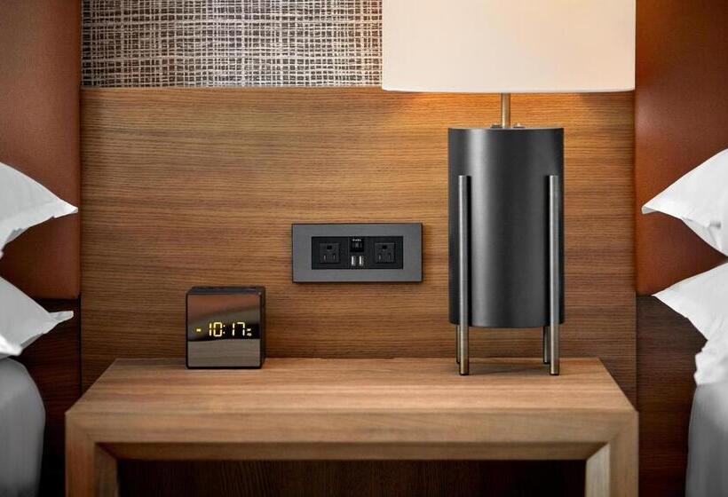 이그제큐티브 룸, Sheraton Phoenix Downtown