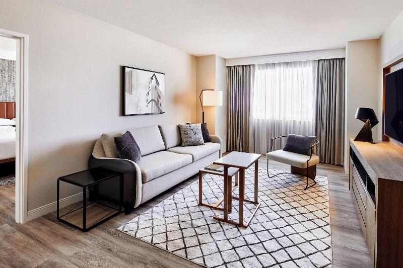 이그제큐티브 스위트, Sheraton Phoenix Downtown