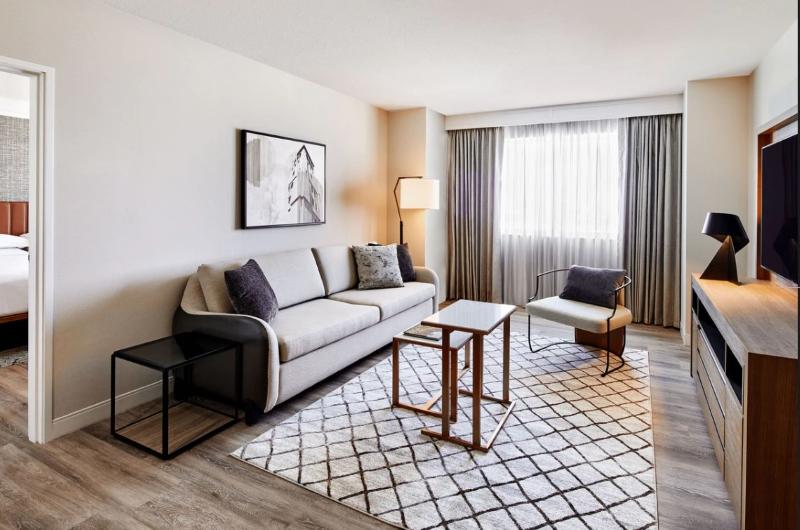 이그제큐티브 스위트, Sheraton Phoenix Downtown