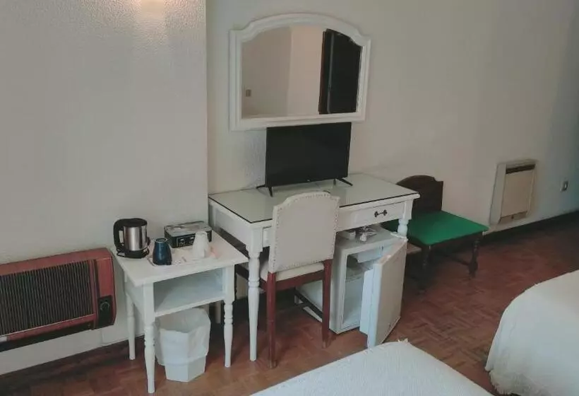 اتاق استاندارد با تراس, Terrace House