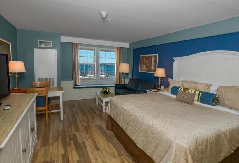 חדר סטנדרט נוף לאגם, Watkins Glen Harbor