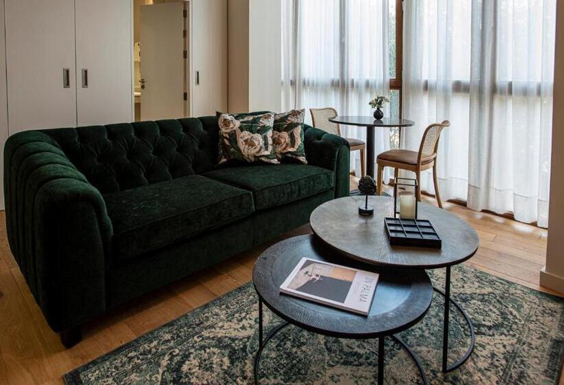 Полулюкс, Palma Suites