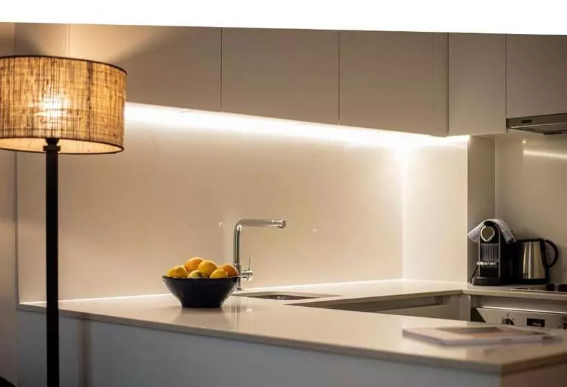 スイート, Palma Suites