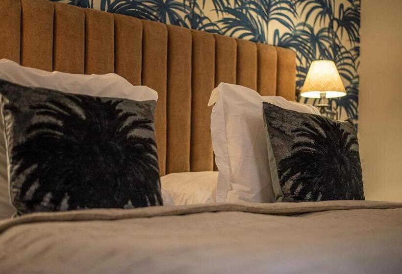 디럭스 스위트, Palma Suites