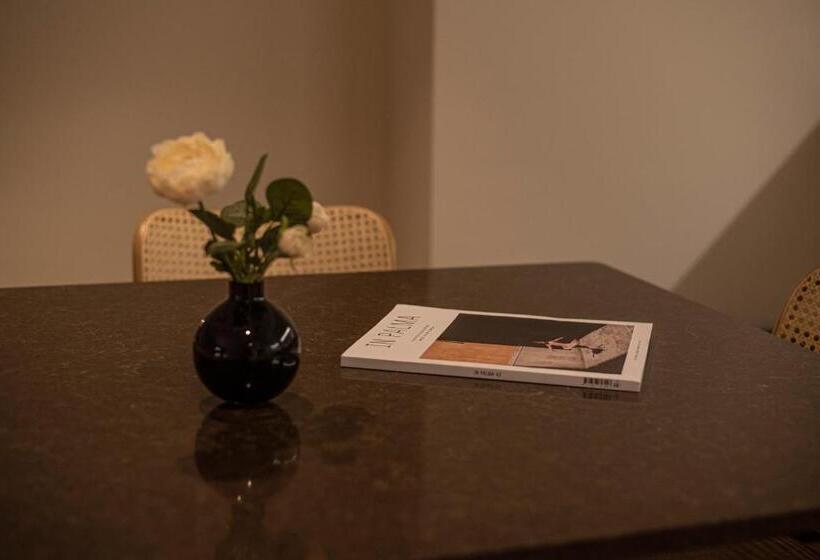 디럭스 스위트, Palma Suites