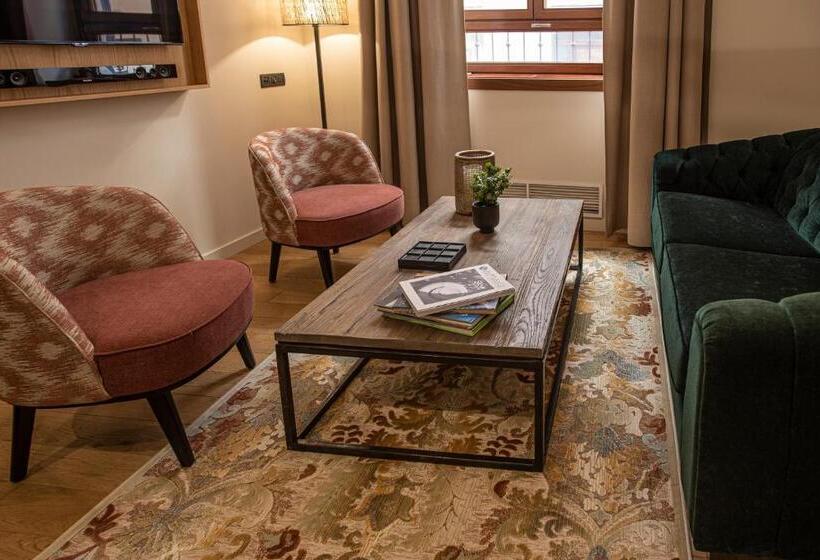 디럭스 스위트, Palma Suites