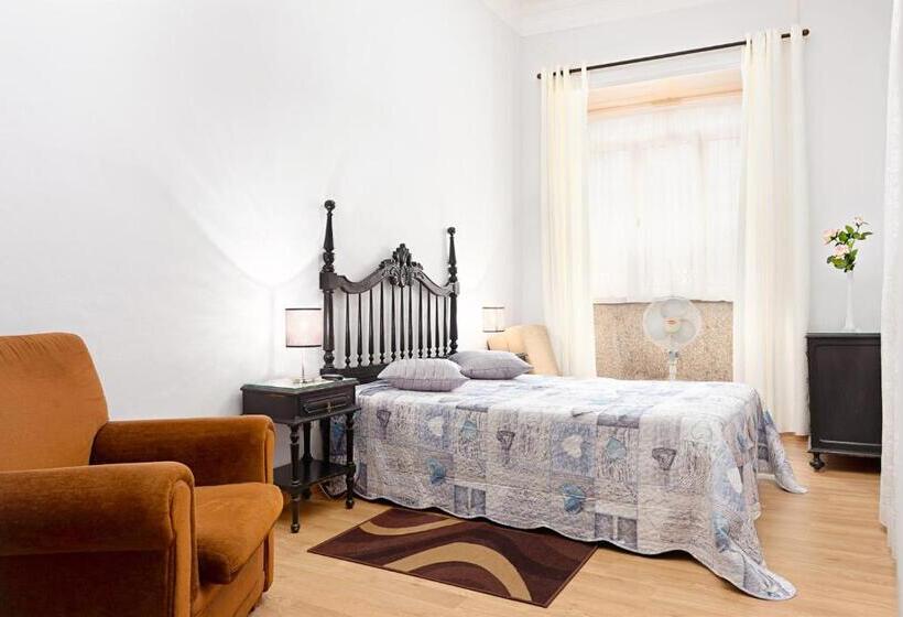 اتاق استاندارد, Almada Guest House